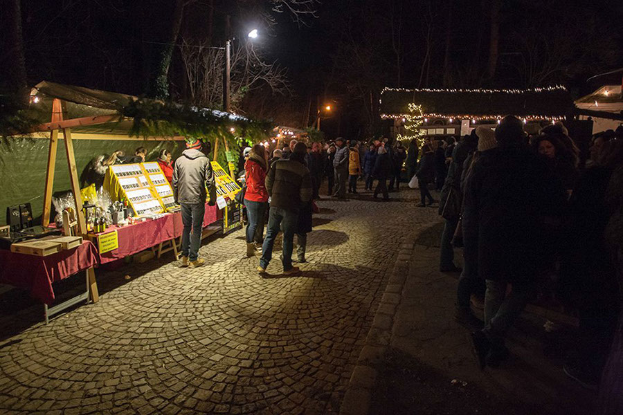 %_tempFileNameAdventmarkt2019%20(85)%